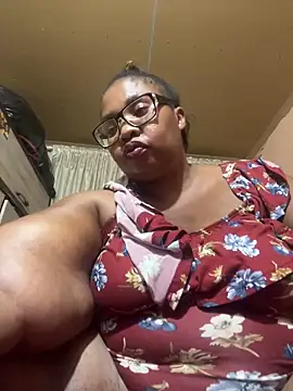 ZOQULUx online show from March 2025 07:50:02 PM