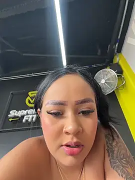 Luisa Fernandaa online show from March 2026 06:22:02 PM