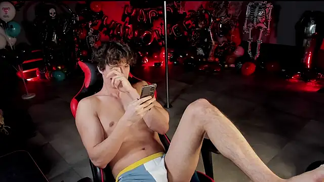 dirty-boss online show from December 2025 08:42:02 AM