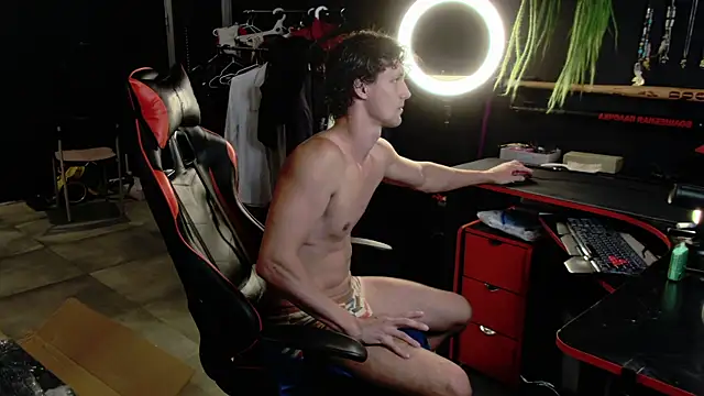 dirty-boss online show from June 2026 04:57:02 PM