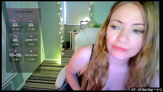Snapshot of Brit_Housewife chatting on April 2026 11:27:02 AM Brit Housewife online show from April 2026 11:27:02 AM