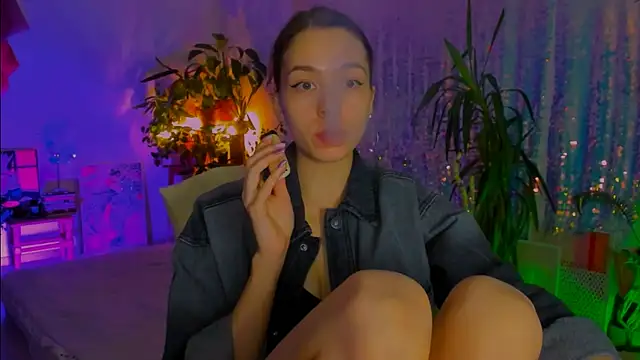 poli   online show from December 2025 06:58:01 PM