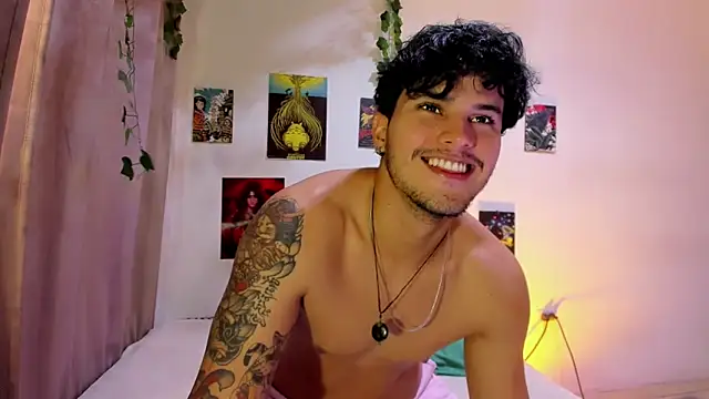 Snapshot of Nekoboy01 chatting on December 2024 03:42:02 PM Nekoboy01 online show from December 2024 03:42:02 PM