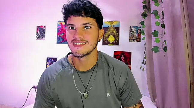 Snapshot of Nekoboy01 chatting on December 2024 01:58:02 AM Nekoboy01 online show from December 2024 01:58:02 AM