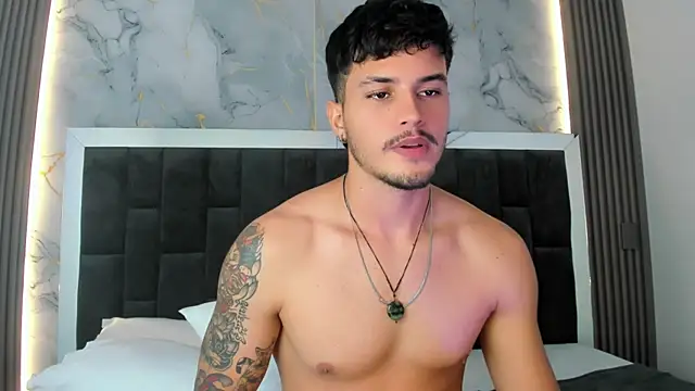 Snapshot of Nekoboy01 chatting on January 2025 10:51:02 PM Nekoboy01 online show from January 2025 10:51:02 PM