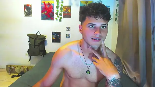 Snapshot of Nekoboy01 chatting on October 2025 08:38:02 PM Nekoboy01 online show from October 2025 08:38:02 PM