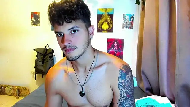 Snapshot of Nekoboy01 chatting on October 2025 08:33:02 PM Nekoboy01 online show from October 2025 08:33:02 PM