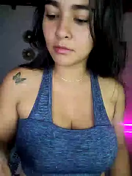 Snapshot of alison_villalobo chatting on December 2024 01:48:02 AM alison villalobo online show from December 2024 01:48:02 AM
