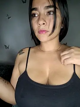 Snapshot of alison_villalobo chatting on October 2025 09:03:02 PM alison villalobo online show from October 2025 09:03:02 PM