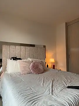 Snapshot of Im_Valentina chatting on April 2026 09:12:01 PM Im Valentina online show from April 2026 09:12:01 PM