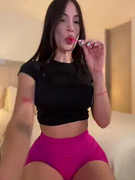 Snapshot of Im_Valentina chatting on April 2026 11:26:01 PM Im Valentina online show from April 2026 11:26:01 PM