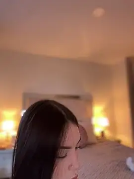 Snapshot of Im_Valentina chatting on April 2026 11:06:01 PM Im Valentina online show from April 2026 11:06:01 PM