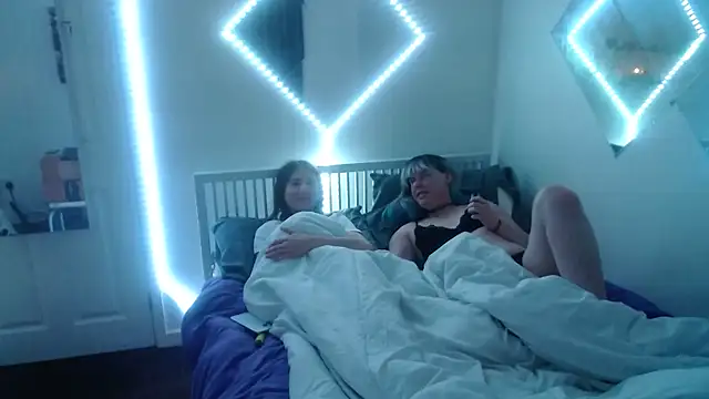 Snapshot of Kris_srose chatting on December 2024 06:36:01 AM Kris srose online show from December 2024 06:36:01 AM