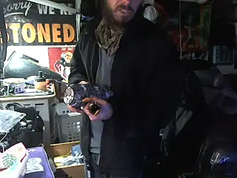 CloudDadddyyy420 online show from December 2024 08:49:02 AM