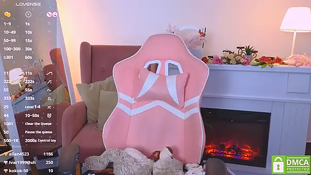 Grace and  Jacob online show from January 2025 12:49:02 PM