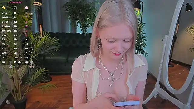 Snapshot of _Rude_Girl_ chatting on December 2024 03:13:01 PM  Rude Girl  online show from December 2024 03:13:01 PM