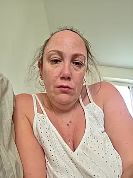 Wisie Cutie online show from March 2026 11:38:01 AM