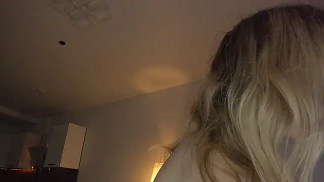 Snapshot of lit_asella chatting on January 2025 01:08:02 PM lit asella online show from January 2025 01:08:02 PM