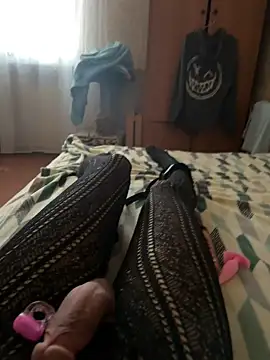 Snapshot of tannedpussy15 chatting on February 2025 06:21:02 AM tannedpussy15 online show from February 2025 06:21:02 AM