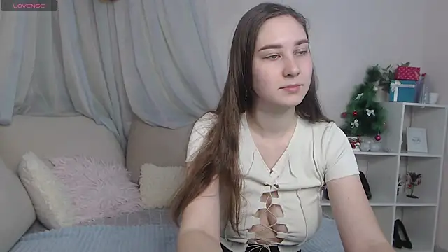 Snapshot of MollyBrams chatting on December 2024 05:07:02 AM MollyBrams online show from December 2024 05:07:02 AM