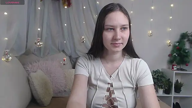 Snapshot of MollyBrams chatting on January 2025 12:13:02 PM MollyBrams online show from January 2025 12:13:02 PM