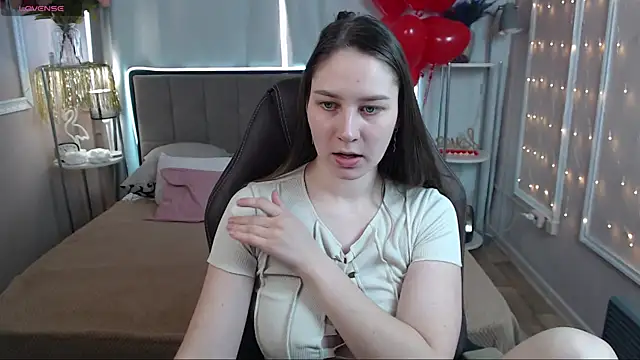 Snapshot of MollyBrams chatting on February 2025 04:49:01 AM MollyBrams online show from February 2025 04:49:01 AM