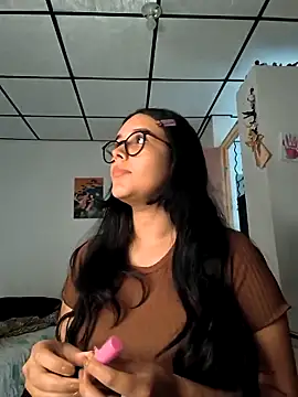 Snapshot of Annya-sweet chatting on February 2026 02:29:01 PM Annya-sweet online show from February 2026 02:29:01 PM