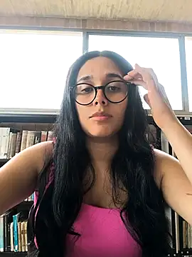 Snapshot of Annya-sweet chatting on March 2026 04:57:01 PM Annya-sweet online show from March 2026 04:57:01 PM