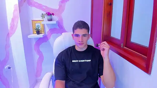 Snapshot of JeffDaltton chatting on March 2025 09:23:01 PM JeffDaltton online show from March 2025 09:23:01 PM