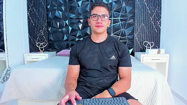 Snapshot of JeffDaltton chatting on September 2025 07:47:02 PM JeffDaltton online show from September 2025 07:47:02 PM