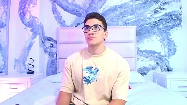 Snapshot of JeffDaltton chatting on September 2025 08:09:01 PM JeffDaltton online show from September 2025 08:09:01 PM