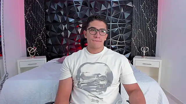 Snapshot of JeffDaltton chatting on October 2025 07:56:01 PM JeffDaltton online show from October 2025 07:56:01 PM