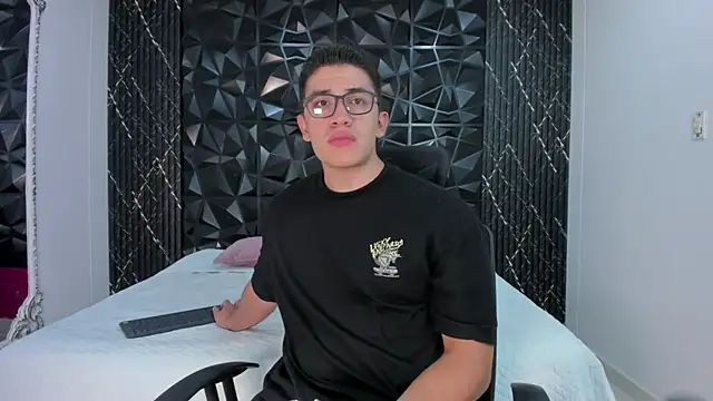 Snapshot of JeffDaltton chatting on October 2025 07:59:01 PM JeffDaltton online show from October 2025 07:59:01 PM