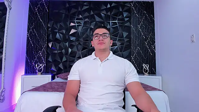 Snapshot of JeffDaltton chatting on November 2025 08:24:02 PM JeffDaltton online show from November 2025 08:24:02 PM