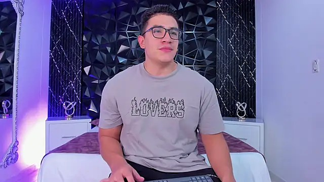 Snapshot of JeffDaltton chatting on December 2025 08:40:01 PM JeffDaltton online show from December 2025 08:40:01 PM