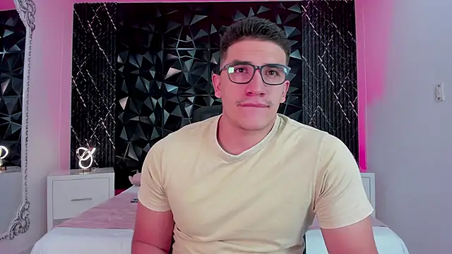 Snapshot of JeffDaltton chatting on December 2025 08:15:02 PM JeffDaltton online show from December 2025 08:15:02 PM