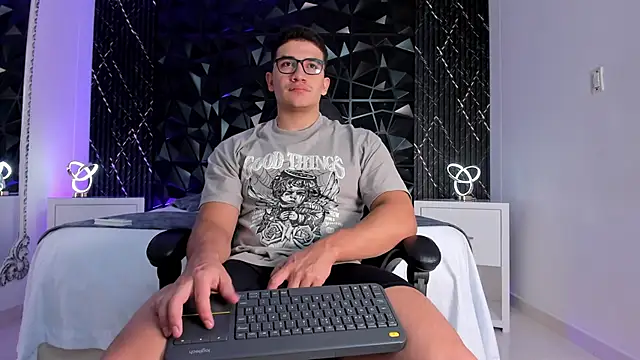 Snapshot of JeffDaltton chatting on January 2026 08:12:02 PM JeffDaltton online show from January 2026 08:12:02 PM