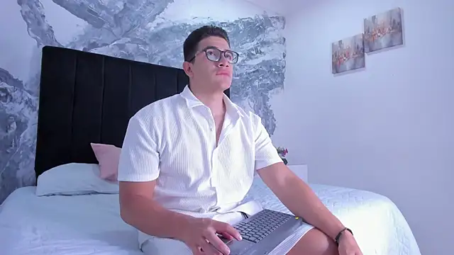 Snapshot of JeffDaltton chatting on February 2026 08:20:01 PM JeffDaltton online show from February 2026 08:20:01 PM