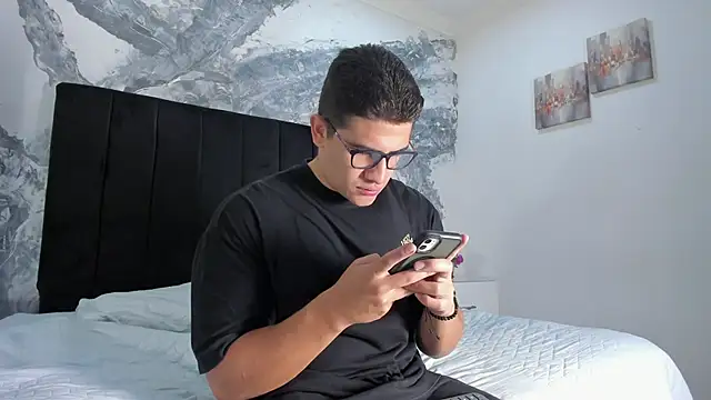 Snapshot of JeffDaltton chatting on February 2026 12:17:02 PM JeffDaltton online show from February 2026 12:17:02 PM