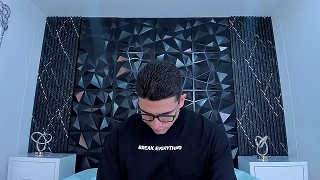 Snapshot of JeffDaltton chatting on March 2026 12:43:01 PM JeffDaltton online show from March 2026 12:43:01 PM