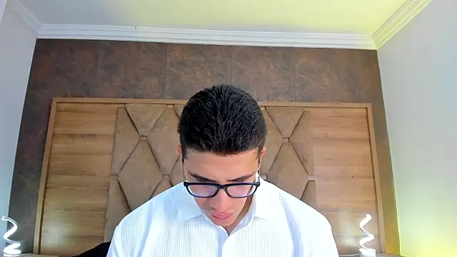 Snapshot of JeffDaltton chatting on March 2026 12:32:01 PM JeffDaltton online show from March 2026 12:32:01 PM