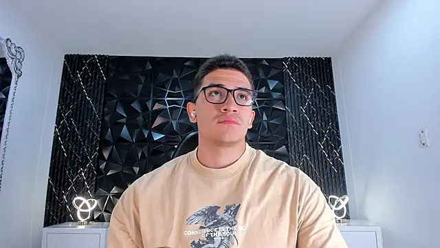 Snapshot of JeffDaltton chatting on April 2026 01:01:01 PM JeffDaltton online show from April 2026 01:01:01 PM