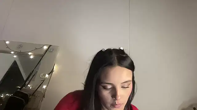 Snapshot of salome_polaniiee chatting on December 2024 08:58:02 AM salome polaniiee online show from December 2024 08:58:02 AM