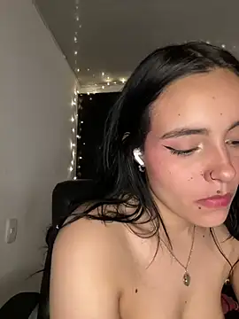 Snapshot of salome_polaniiee chatting on February 2025 05:05:02 AM salome polaniiee online show from February 2025 05:05:02 AM