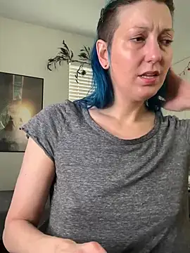 Snapshot of MissCumberdale chatting on March 2025 04:45:01 PM MissCumberdale online show from March 2025 04:45:01 PM