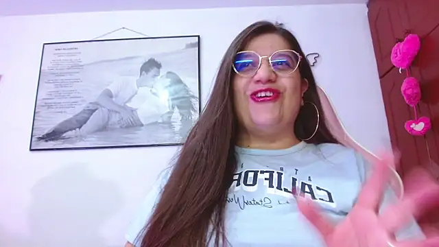 Amelie Rousell online show from October 2025 10:21:02 PM