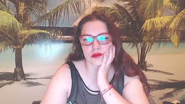Snapshot of Queen__Natasha chatting on August 2026 08:44:01 PM Queen Natasha online show from August 2026 08:44:01 PM
