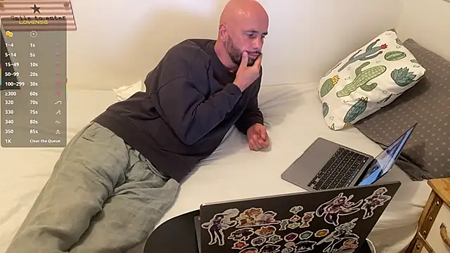 Snapshot of tim_beard chatting on September 2025 07:08:01 PM tim beard online show from September 2025 07:08:01 PM