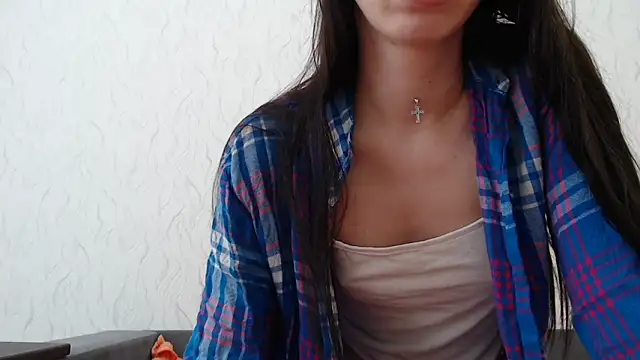 Snapshot of HoneyWiles chatting on February 2025 01:39:02 PM HoneyWiles online show from February 2025 01:39:02 PM