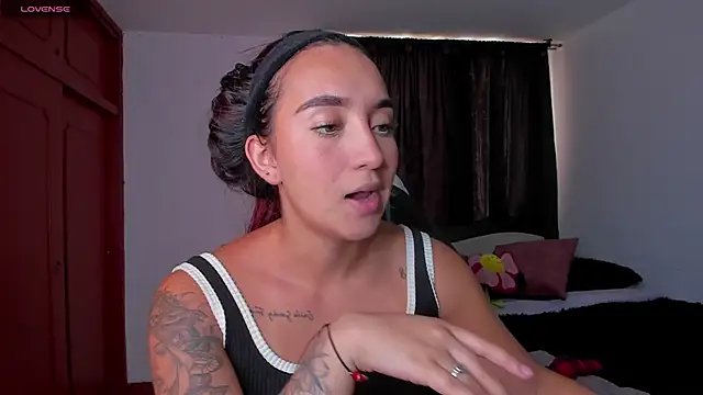 Snapshot of _Tammyy chatting on December 2024 07:59:02 PM  Tammyy online show from December 2024 07:59:02 PM